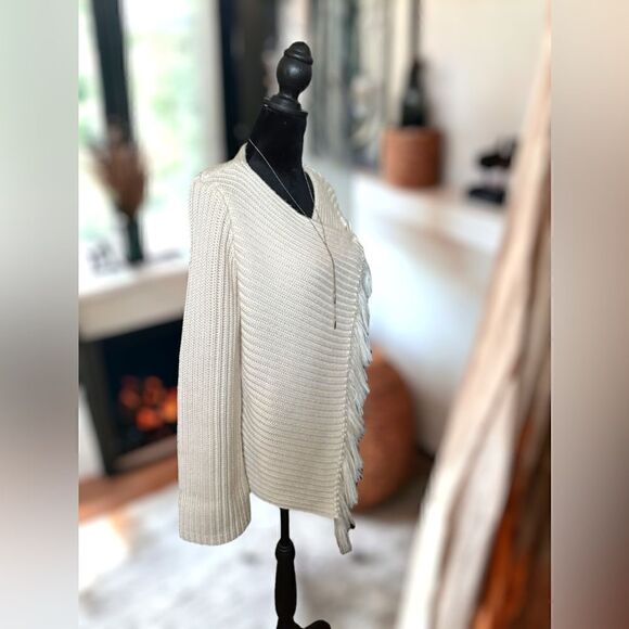 ANTHROPOLOGIE Lisa Z Knit Fringe Wrap-around Poncho Cardigan Sweater Wool Size M - Picture 4 of 16